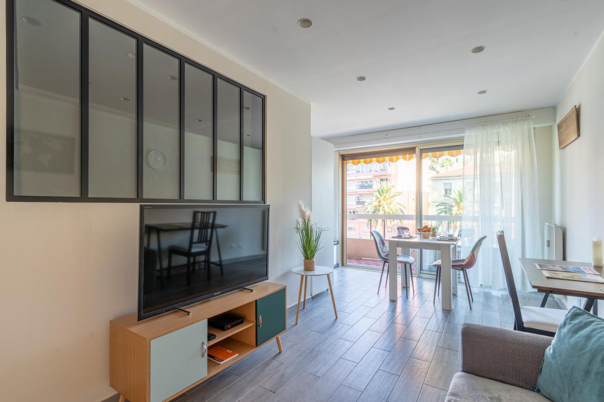Fabuleux Appartement 2 Personnes Au Coeur De Menton, Climatise Et Proche Gares Routiere Et Sncf Exteriér fotografie